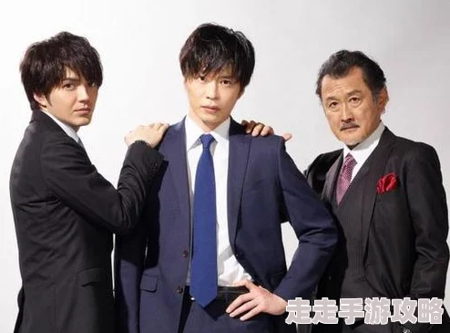 探索19至20岁亚洲无套男同性恋的真实生活与情感：一场关于爱、欲望与自我认同的深度对话