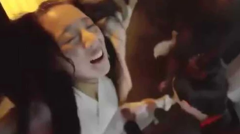 日本美女被艹，这种行为真是令人发指，应该受到严厉的谴责和法律制裁