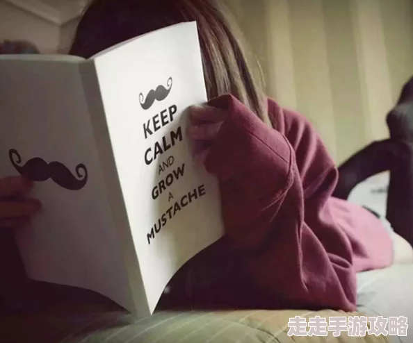 男闺蜜下面硬了叫我帮他，这种情况真让人尴尬，不知道该怎么处理才好